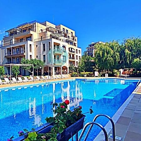 Sorrento Sole Mare - Apartments By The Beach Свети Влас Екстериор снимка