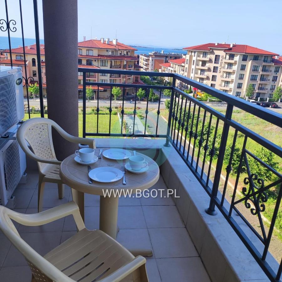 Sorrento Sole Mare - Apartments By The Beach Свети Влас Екстериор снимка