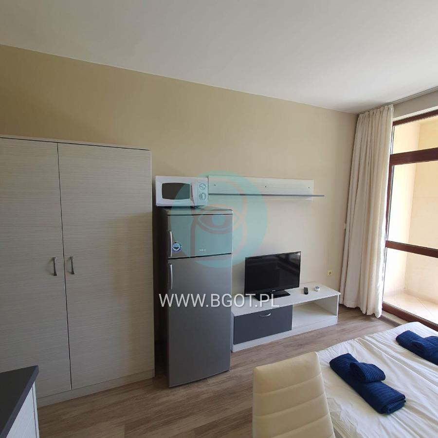 Sorrento Sole Mare - Apartments By The Beach Свети Влас Екстериор снимка