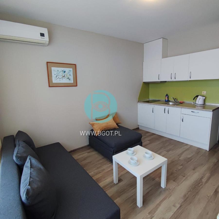 Sorrento Sole Mare - Apartments By The Beach Свети Влас Екстериор снимка