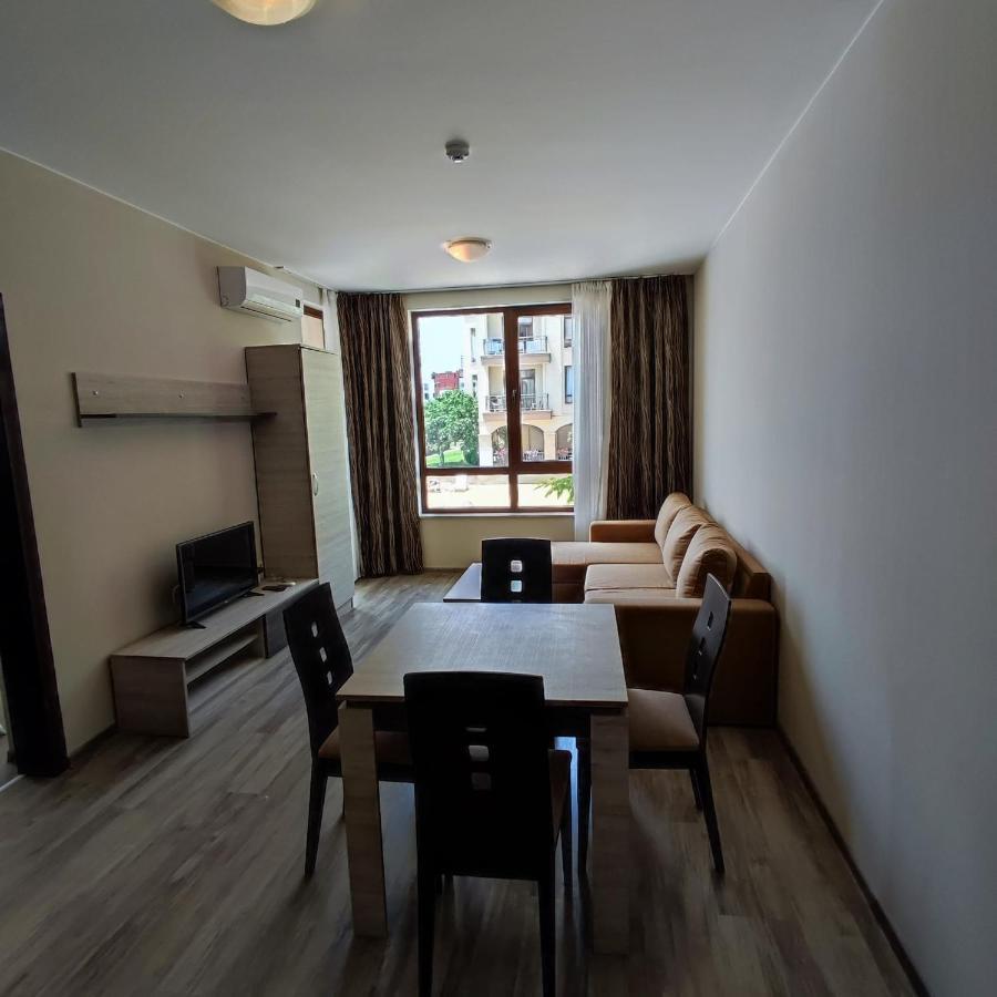 Sorrento Sole Mare - Apartments By The Beach Свети Влас Екстериор снимка