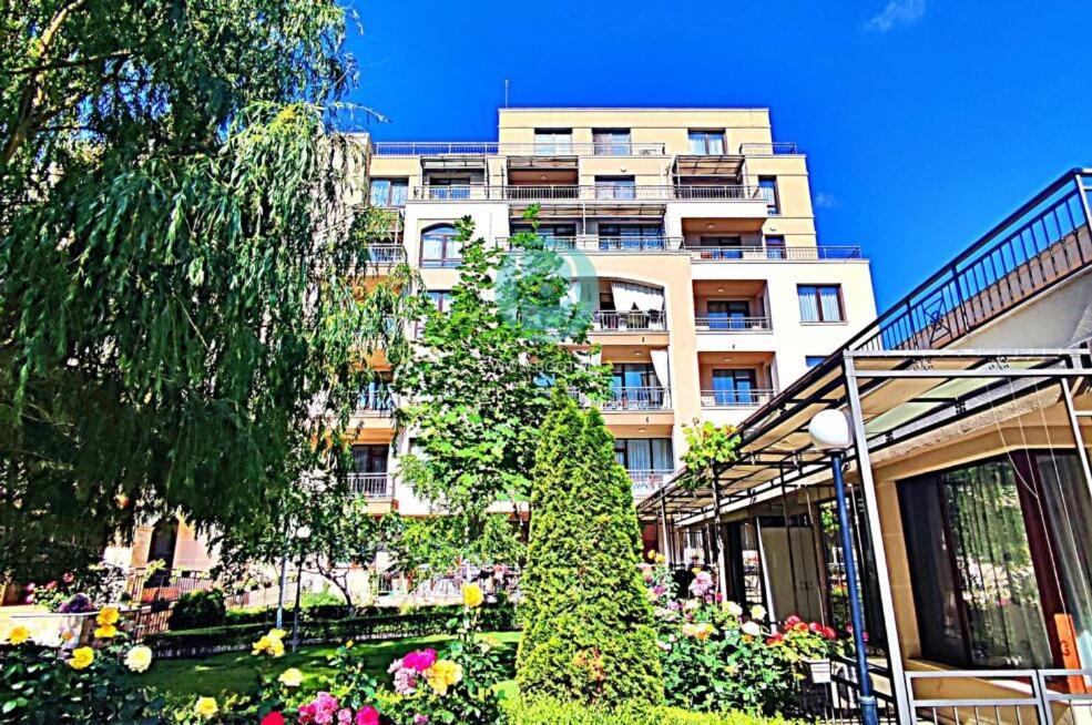 Sorrento Sole Mare - Apartments By The Beach Свети Влас Екстериор снимка