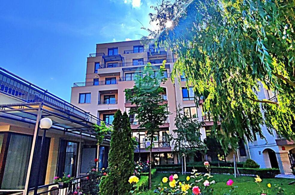 Sorrento Sole Mare - Apartments By The Beach Свети Влас Екстериор снимка